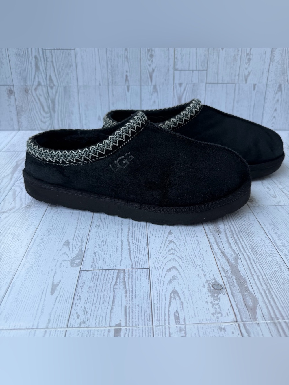 UGG Tasman Suede Black Slippers | Men’s 13